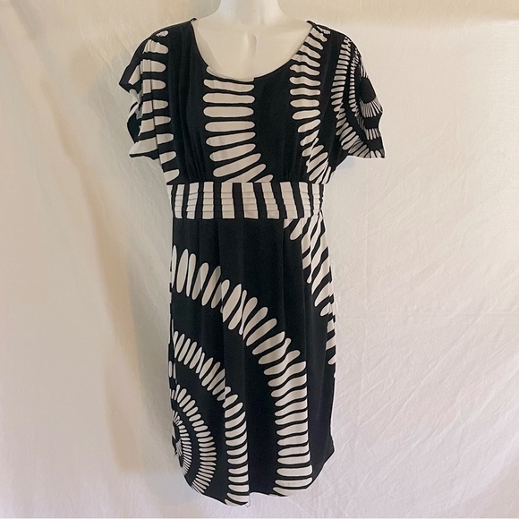 Fashion Bug Black and White Midi Dress with Flutter Sleeves - Picture 1 of 6